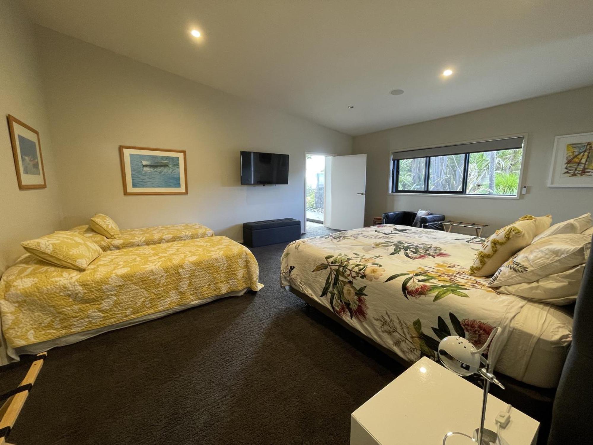 Matapouri & Tutukaka Spectacular Coastal Views- Aroha Luxury Guest Suite Екстериор снимка